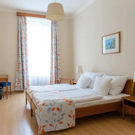 Aparthotel Orion 4*
