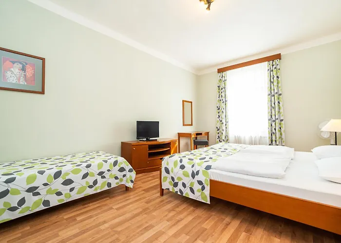 Orion Aparthotel 4*