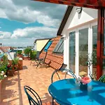 Orion 4* Praag