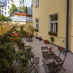 Apart Otel Orion 4*