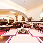 Orion 4* Praag