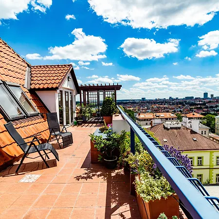 Aparthotel Orion