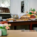 Orion Aparthotel 4*